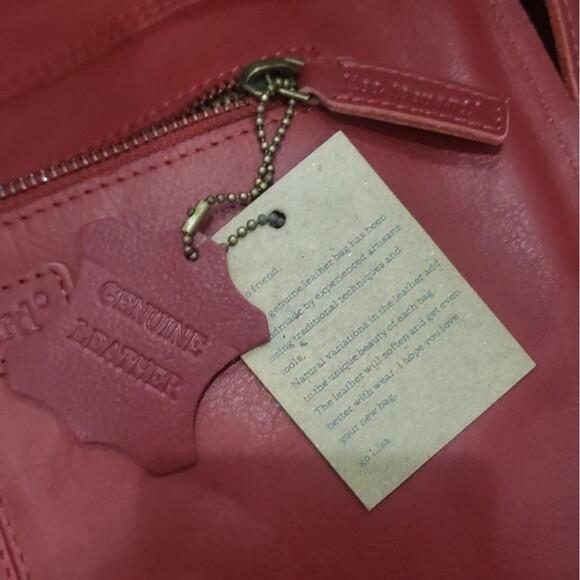 Lisa Leonard ruby red hobo Your heart is mine. Shoulder purse NWT - Picture 9 of 10